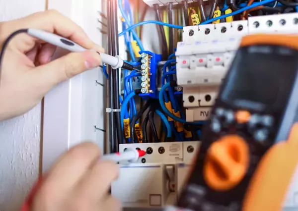 5 Common Problems Around the House, & How to Fix Them