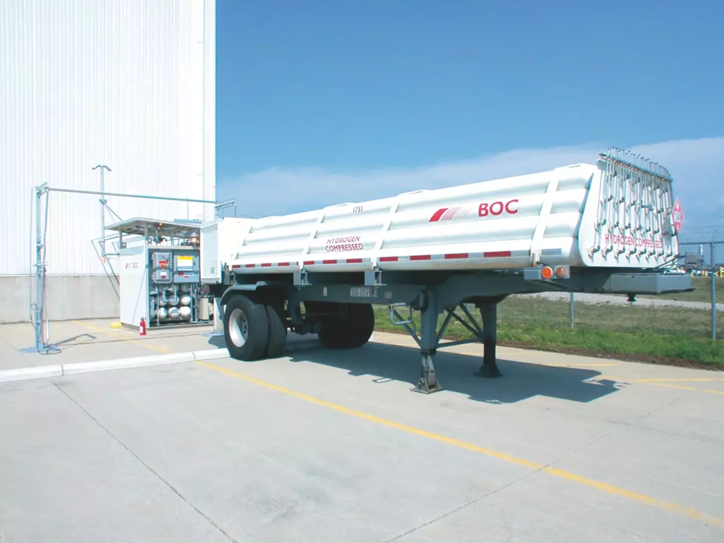 Gas delivery truck parked in a scenic Australian location, promoting efficient gas distribution.