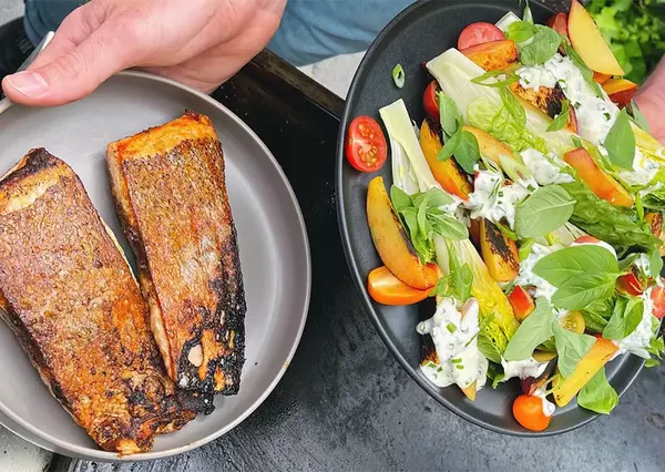 Callum Hann cooks Cajun Salmon on a hydrogen BBQ