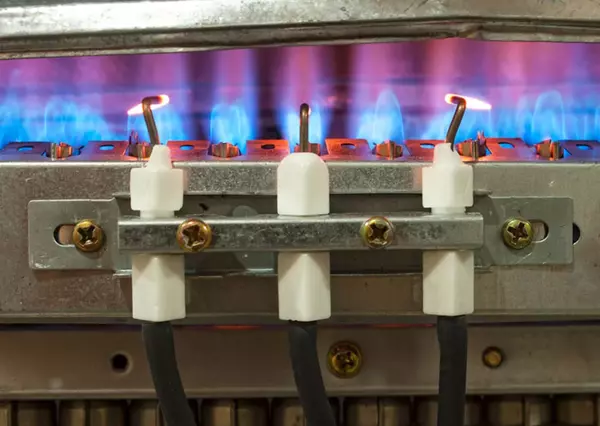 Gas Heater Service: Warning Signs and What It Costs