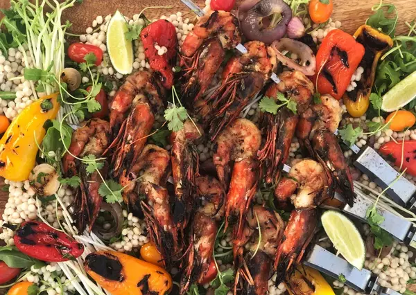 Healthy recipe for BBQ Chilli & Garlic Prawns by Desi Longinidis